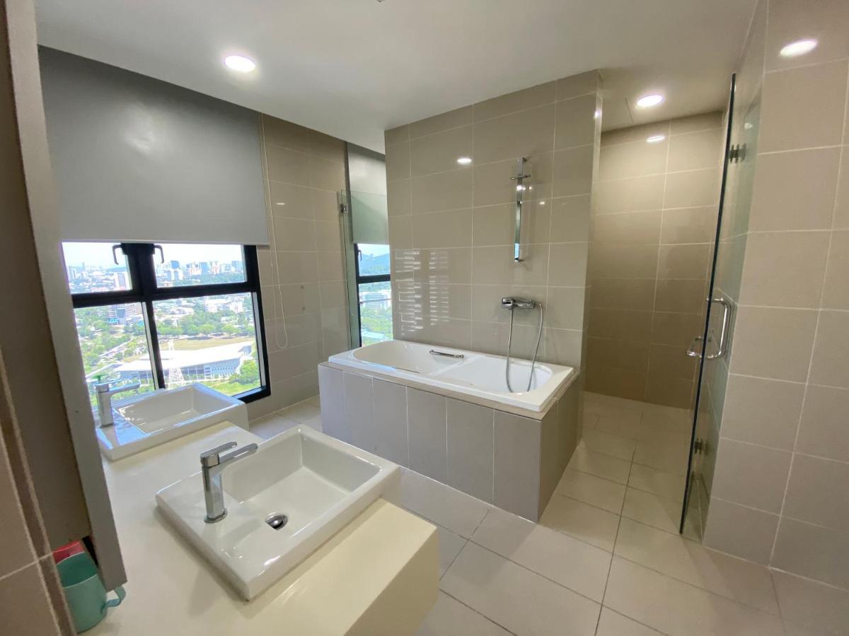 Holiday home Kl Gateway Penthouse By Cobnb - 10pax Kuala Lumpur